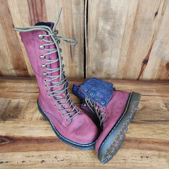 Dr Martens Aleina Foldover Boots - Picture 3 of 8